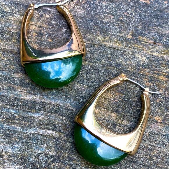 NEW Emerald & Gold Drop Earrings - Picture 1 of 7
